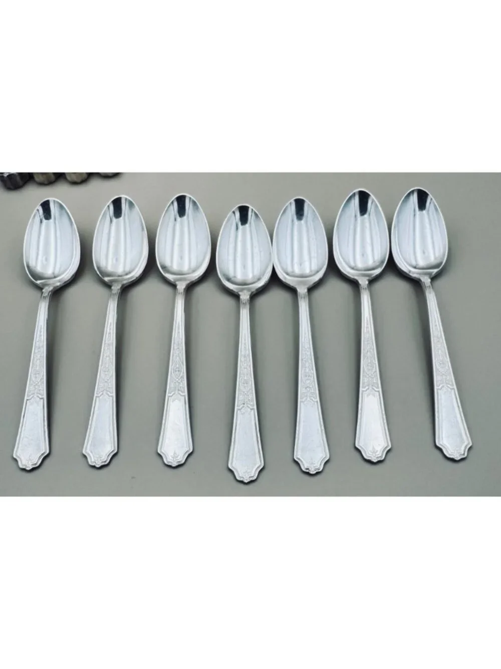 Lot of 25 Rogers ANCESTRAL Replacement Flatware Knife Spoon Fruit Silver Plate